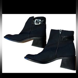 Kenneth Cole black booties zipper with buckle